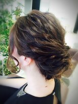 サロンドユー ベルポート本店(SALON DE U)&nbsp;大人ルーズなアップスタイル