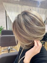エルド(eld) 白髪ぼかしカラー×ボブ　外国人風