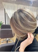 白髪ぼかしカラー×ボブ 外国人風