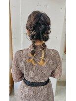 リッカ(RICCA)&nbsp;ちょっと周りと差をつけたい個性的でかわいらしくなヘアアレンジ