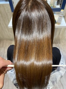 シャルマン 六町(CHARMANT) 美髪トリートメント×カラーカット