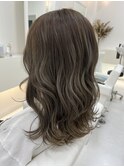 グレージュヘア