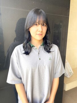 ニューポリシー(NEWpOLICY) ミディアムヘア/ブルーブラックカラー/髪質改善