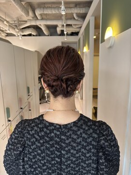 ムーム(Momb) 大人お団子アレンジ