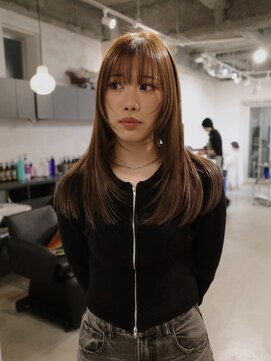 ヨー(Yoh-) 【レイヤーカット/阿部達哉】顔まわりカット/ロングレイヤー