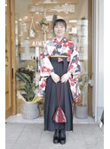 卒業式袴の着付けとヘアセットをさせていただきました。