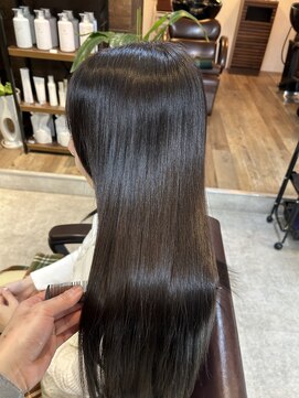 キュリオ(CURIO) 艶感たっぷりグレーアッシュ◎