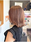 くびれミディ レイヤースタイル 透明感ベージュ イルミナカラー
