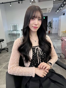 ペレ 栄 アネックス(PELE栄ANNEX) 韓国 くびれロング レイヤー ワンホンヘア 小顔前髪