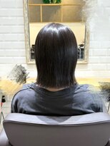 カーラ(Cara)&nbsp;ぱつっとボブ × 外ハネ