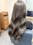 透明感オリーブグレージュ×赤み消し