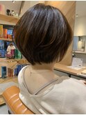 ショートボブ