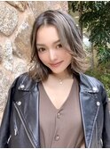 20代30代韓国風グレージュ/バレイヤージュ/ミディアムヘア外ハネ