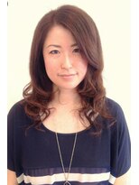 ヘアー キュート(hair CUtE)&nbsp;大人チックなロングヘアは裾のカールでかわいらしく☆