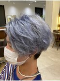 スノーブルー