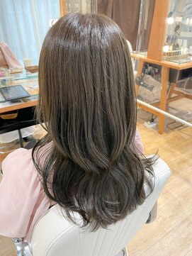 ネオリーブ チロル 横浜西口店(Neolive CiroL.) 透け感カラー　オリーブベージュ