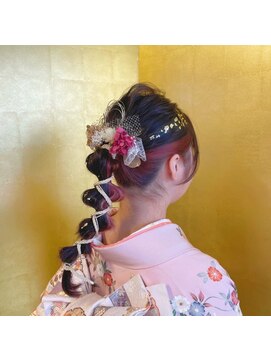 ビルズノア バイ ヤスオカ(BUILDS NOAH BY YASUOKA) 成人式ヘアセット