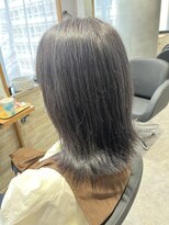 リーオオサカ(Lee Osaka)&nbsp;シルバーグレー×東芽生