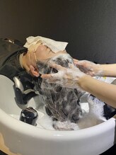 施術の流れ(1) クレンジング・シャンプー