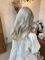 ナツ(Natu.)&nbsp;ホワイトブロンド / 中森しゅう