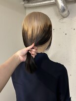 ノラ シンディ(NORA CYNDY)&nbsp;デザインカラーシャドウルーツカラー裾カラーレイヤーカット