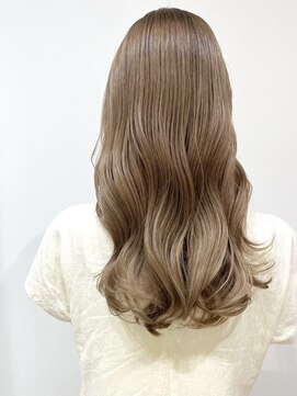 ネウィ 調布(newi) 大人可愛い/ミディアムレイヤー/透明感ベージュ/ふんわりカール