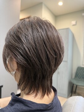 エオン(eon) ショートウルフ【eon】#ショート#白髪#マンツーマン