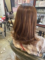 イスタ(isuta) 【三鷹】ローレイヤーでほんの少し動きを◎大人可愛い!!