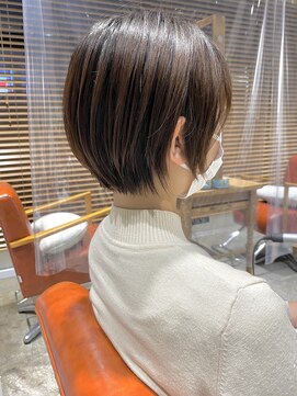 セラ バイ ユーレルム(SerA by U-REALM) ナチュラルな束感ショート　担当　佃