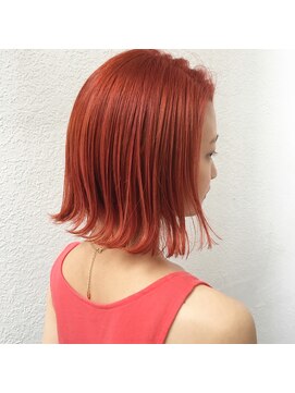 メルジーナ 浜松(MELGINA) 【MELGINA】切りっぱなしボブ × ハイトーンカラー