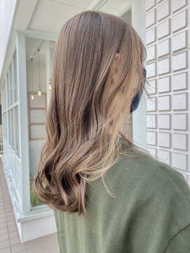 アミトヘアアンドサロン(amito hair&salon) ヨシンモリ/ミルクティーベージュ