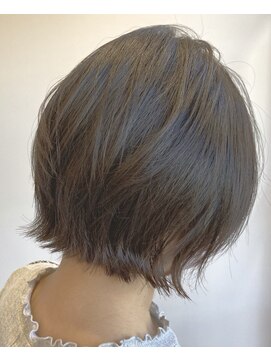 エニ(Eni) レイヤーボブ