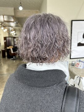アミーリットルアットタクマ(amie:L at takuma) シルバーパーマ