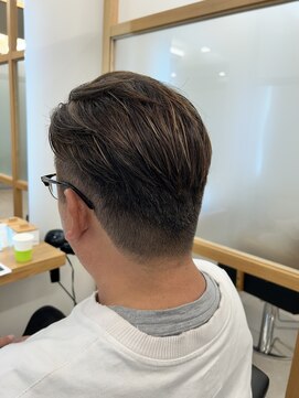  リュクスバトーバイトリコ 船橋南口店(Luxe BATEAU by tricot) 刈り上げショート