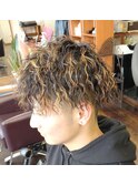 ツイストスパイラルパーマ×ハイライト