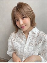 ロイ(Roi)&nbsp;◎ヘルシー外ハネくびれボブベージュ