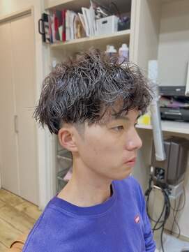 トコトコボーイ(TOCOTOCOBOY) バランス抜群！波巻きパーマ