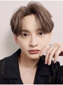 韓国ヘアコンマバング韓国マッシュセンターパートパーマ毛流れ