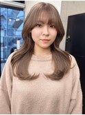 ミルクティーグレージュ ブリーチ ダブルカラー顔周りレイヤー