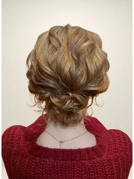 ベルグロー 北新地上通り店(BELLEGROW) ゆるふわアップヘア