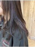 レイヤーカットとイヤリングカラーでラベンダーアッシュ