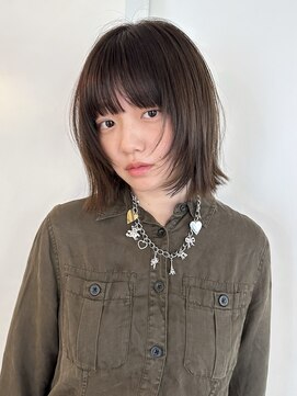 ローネス(LONESS) ハッシュカット　シャギーボブ　姫カットレイヤー　レイヤーボブ