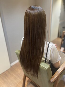 ラビアンフルール(La vie en Fleurs) うるサラロングヘア