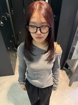 レイヤーカットラベンダーピンクダブルカラー韓国艶髪ヘア