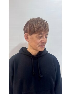 ウタシロイロ(uta shiroiro) 白髪ぼかし透明感カラー