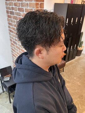 ヴィップルーム(viproom) メンズツーブロックメンズパーマ爽やかメンズショートパーマ