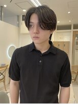 ハニー 町田(HONEY)&nbsp;センターパート 長め 刈り上げなし ニュアンスパーマ