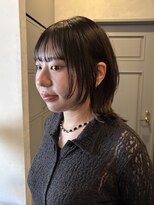 ニュートライズ(NEUTRIZE) 軽さ弾むレイヤーウルフボブ