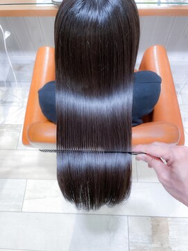 ネオリーブ クタ 町田店(Neolive kuta) 艶髪ストレート【町田ストレート３】