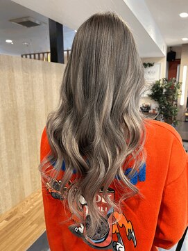 アール バイ ニーナ(R by NINA) 【R by NINA】